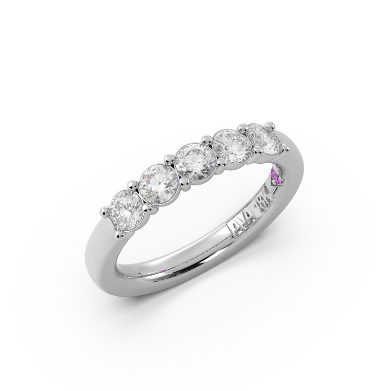Round Signature Cup 5 Stone Wedding Band