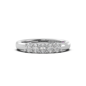 Oval Signature Cup 5 Stone Wedding Band