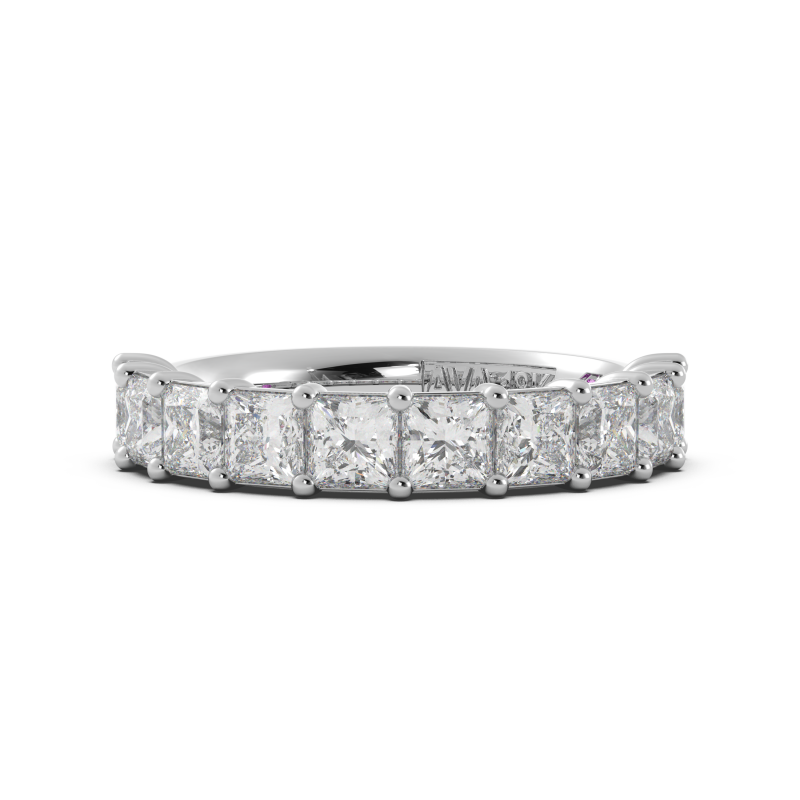 Princess Signature Cup Halfway Wedding Band