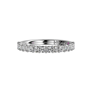 Cushion Signature Cup Halfway Wedding Band