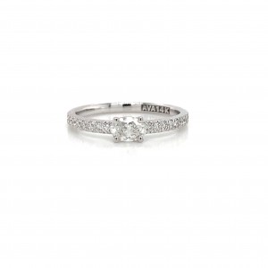 14K Solitaire East West Oval Diamond w Round Diamond On Shank