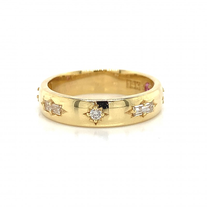 14K Gold Star Setting 5 Diamond Stacking Ring