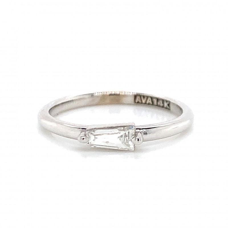 14K East West Tapered Baguette Solitare Setting